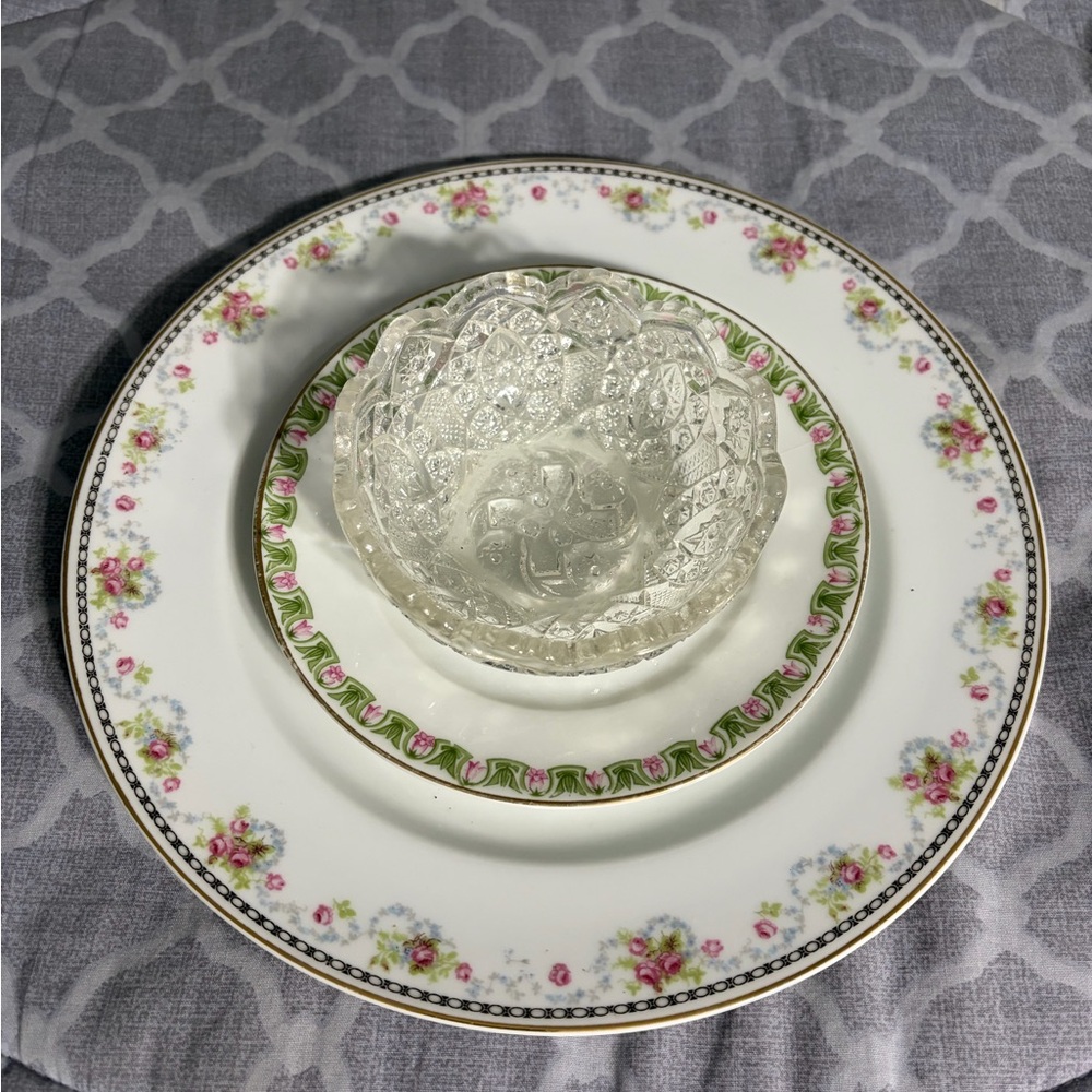 Glass Flower Plate/Bird Feeder